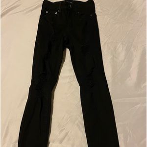Black Aeropostale ripped jeggings